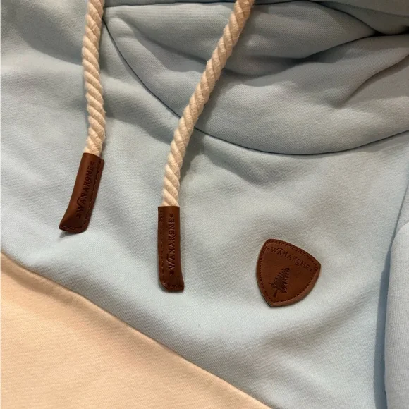 NWOT Women’s Wanakome Hoodie XS - Picture 2 of 10